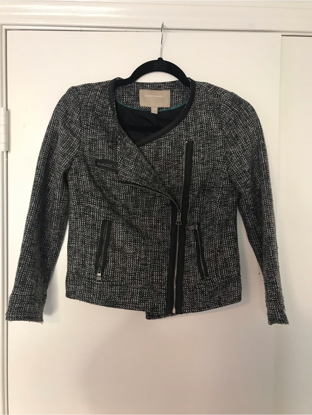 Sincerly Jules Black Tweed Cropped Blazer with Gold Buttons - Picture 5 of 5